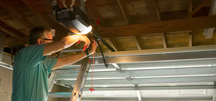 Garage Door Opener Sales and Installation Muscatine
