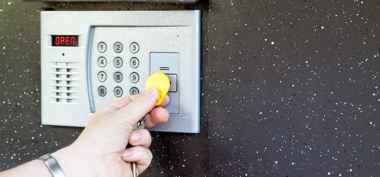 Electronic Door Lock Installation Muscatine