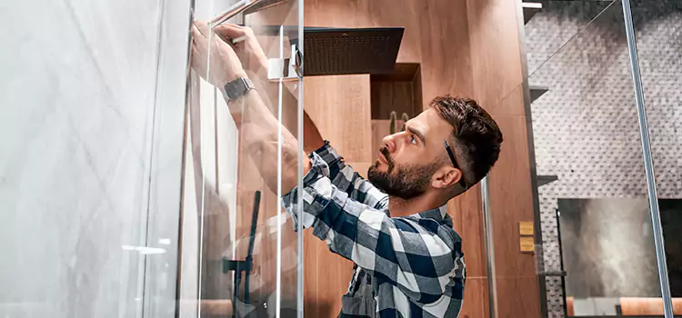 Replace Shower Doors with Frameless Muscatine