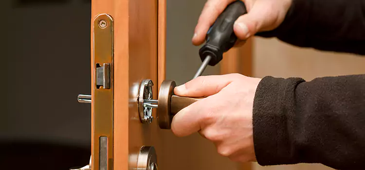 Locked Out of Your House Muscatine